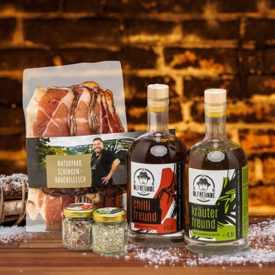 Weihnachtsbox Oh du Fröhliche (1x Knoblauchöl + 1x Chiliöl + 2x Salzmischung + 1x Räucherschinken)